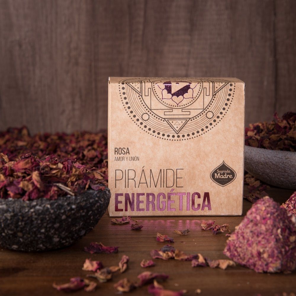 pirámide energética rosas sagrada madre