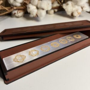cajita placa selenita chakras 3